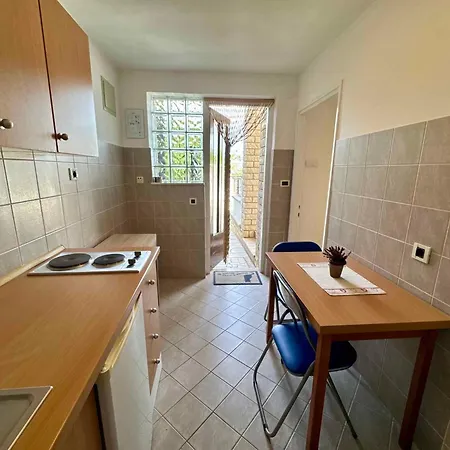 Beachfront In 55359 Apartament *
